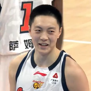 多多28官方网站-胡明轩做出1个重要的决定，球迷很开心！